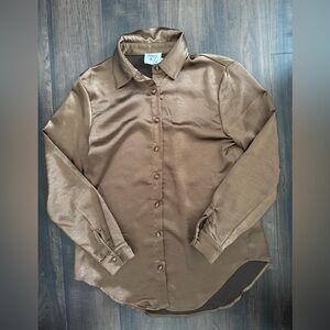 NWOT Princess Polly Satin button up top